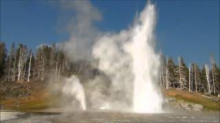 Grand Geyser  the worlds tallest predictable geyser HD video available [upl. by Shanan703]