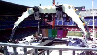 U2 The claw Camp nou 11 06 09 01 [upl. by Oiramej]