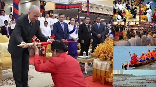 King Norodom Sihamoni give the sword to Boats Captain to cross a finish line​ and medal to winners [upl. by Atteyram]