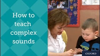 Read Write Inc Phonics Ruth Miskin demonstrates how to teach complex sounds [upl. by Sedruol]