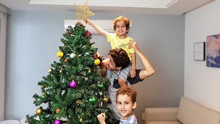 MONTANDO a ÁRVORE de NATAL em Família e Brincando com Paulinho e Toquinho [upl. by Deborah]