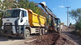 Hidromek HMK 102B Beko Loder Arka Kova Kazı ve Yükleme Çalışması [upl. by Dnaltroc]