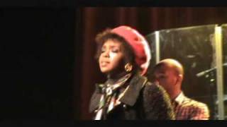 Lauryn Hill quotKilling Me Softlyquot LIVE [upl. by Lynnette]