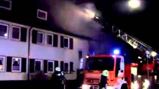 Explosion und Großbrand in Rotenburg  Mehrfamilienhaus in Flammen [upl. by Anayrb]