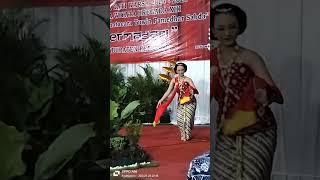 Upacara Wisuda Permadani Bregada 13Tari Gambyong [upl. by Edelstein]