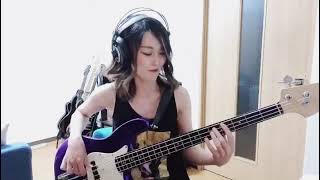 Call Me  meshell ndegeocello bass cover [upl. by Ahsieyn]