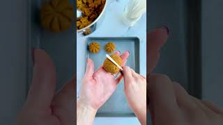 Betty Crocker Makers Emilys Pumpkin Spice Cake Pops [upl. by Mandi]