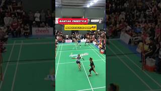 NENG MAWAR KELUARKAN FREESTYLE DI DEPAN RATUSAN PENONTON nengmawar badminton funnyvideo [upl. by Nylacaj]