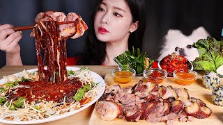 바삭쫀득한 튀김족발 amp 살얼음 쟁반국수 amp 날치알주먹밥 먹방  FRIED JOKBAL FRIED PORK FEET COLD NOODLES amp RICE BALLS MUKBANG [upl. by Trebmal]