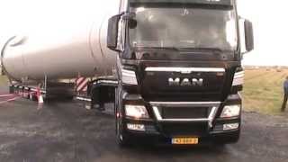 Heavy Load Service Almelo 5m wideload Berridale braes Scotland [upl. by Gariepy]