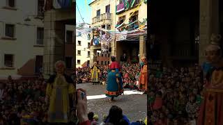 Petits gegants bojos de Solsona [upl. by Swain]