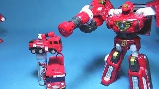 또봇 R 미니 워터건 물총 키즈비타 개봉 또봇R과 비교놀이 Tobot R toys [upl. by Tav]