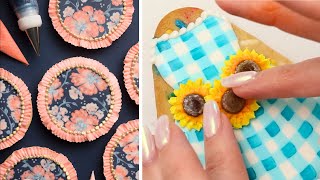 Watch Me Make Beautiful Flower Cookies With Royal Icing [upl. by Eadrahc]