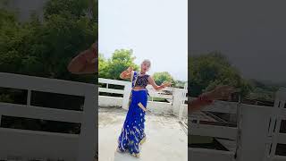 Pelte ijjat nahin karela lugai ki bhojpuri song dance [upl. by Mercier]