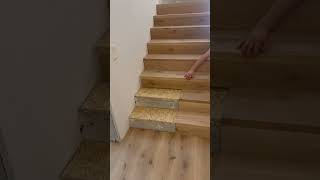 Treppe aus fertig Parkett [upl. by Yalcrab]