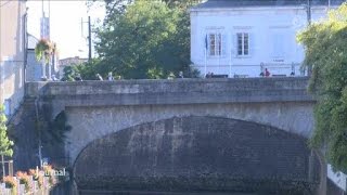 FontenayleComte  1er trail urbain de la Renaissance [upl. by Ruosnam]