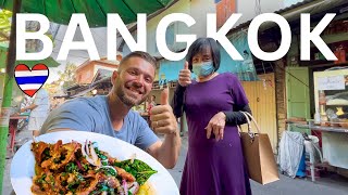 YOU WONT BELIEVE BANGKOK STREET FOOD PRICES IN 2024 🇹🇭 [upl. by Inek]