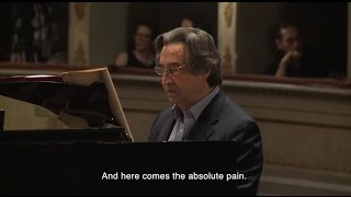 Giuseppe Verdi  Riccardo Muti  La Traviata  Presentation of the opera at the piano [upl. by Ardnauq]