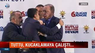 Erdoğanın konuşması esnasında sahneye fırlayan genç [upl. by Carthy992]