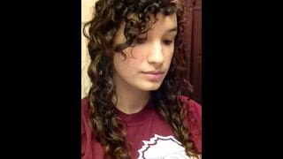 How to Dry  scrunch curly hair no heat encourages curls  no frizz [upl. by Collin]