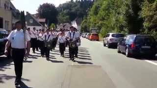 Spielmannszug Biekhofen auf dem Schützenfest Listerscheid 2013 [upl. by Nairam]