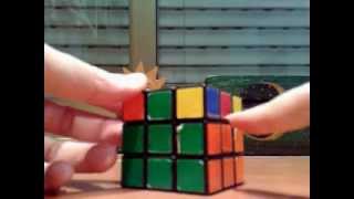 Cubo di Rubik SOLUZIONE FACILE Metodo a Strati 5 Sistemare spigoli CROCE GIALLA [upl. by Enyt]