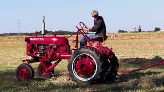 Old Time Hay Making At The Rock River Thresheree steam [upl. by Ynahpets]