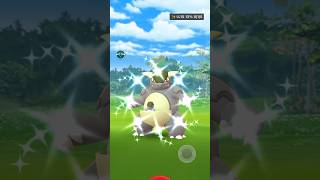 Perfect app to hunt shiny Pokémon pokemongo pokemongohack pokemongospoofer [upl. by Rubbico]