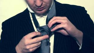 How to Tie a Tie Stropdas knopen Eldredge knoop [upl. by Llenej]