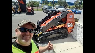 DITCH WITCH SK 3000 SPECS [upl. by Anilejna]