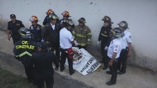 Un motín en un centro de menores en Guatemala deja dos muertos y cinco heridos [upl. by Tesil695]