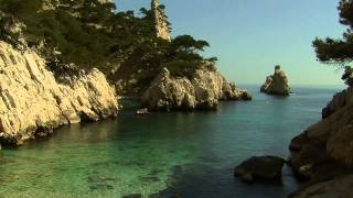 Visite des Calanques de Cassis et Marseille en bateau [upl. by Wheaton]