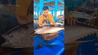 Yellowfin Tuna cutting skills shorts youtubeshorts subscribe [upl. by Eimmij]