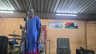 Hosiah chipanga Performing💥💯 mudzimai wangu At White House 💥💯🎸Best Of Best Live 👌 [upl. by Secilu480]