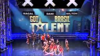 Grupo Flying Acrobatics  GOT TALENT BRASIL 2013 [upl. by Nahor]