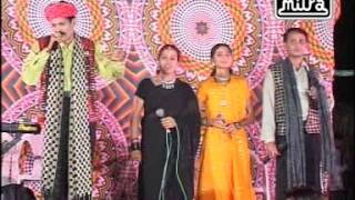 Halo Garbama  Vol 1  Part 1  Ratan Singh Vaghela  Nonstop  Gujarati Live Garba 2016 [upl. by Scholem]