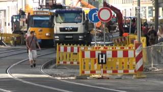 Lützner Straße wieder frei für Straßenbahnen 03092012 [upl. by Fotzsyzrk]