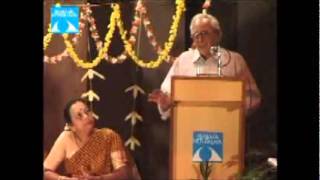 DrVeezhinathan talks about Mahaperiyava [upl. by Eniffit]