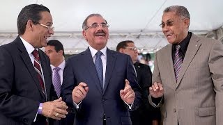 Danilo Medina La fe mueve montañas Felicita al pueblo dominicano [upl. by Demmahom327]