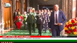 WATCH HOW PRESIDENT RUTO MAJESTICALLY WALKS OUT OF PARLIAMENT AFTER CANCELLING ADANI DEALS [upl. by Shiroma]