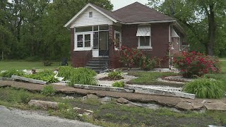 Disputes delay sidewalk repair in Washington Park [upl. by Cantlon477]