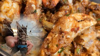 Szechuan Style MaLa 麻辣 Stir Fried Dungeness Crab Catch Clean and Cook [upl. by Dalia]