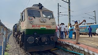 First run of Tambaram  Kochuveli AC special express  Celebration at Sengottai  Indian Railways [upl. by Gerg562]