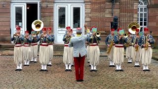 Aubade intégrale de la fanfare Nouba à Saverne 10 2014  vidéo Dany Fischer [upl. by Regor]