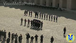 Obsèques de Jacques Perrin hommage aux Invalides et sortie des personnalités Paris 29042022 [upl. by Lledo]