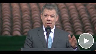 Presidente Santos durante la ceremonia de ascensos del Ejército Nacional  1° de diciembre de 2017 [upl. by Albur]