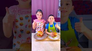 Vegetarian hamburger recipe for children [upl. by Atilal]