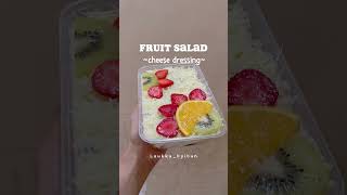 Salad buah dari Laukkubyibun emang TOP kuliner dailyshorts [upl. by Nesilla749]