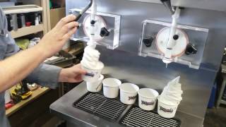 Stoelting U421 4302507JA soft serve ice cream machine product test wwwslicesconcessioncom [upl. by Akiemehs]