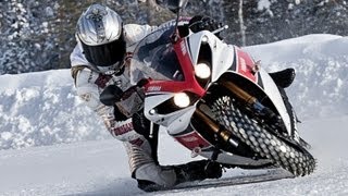 EXTREME 258 KMH SUR LA GLACE  MATCH PORSCHE GT3 RS FACE A YAMAHA YZF 1000 R1 [upl. by Nitas]